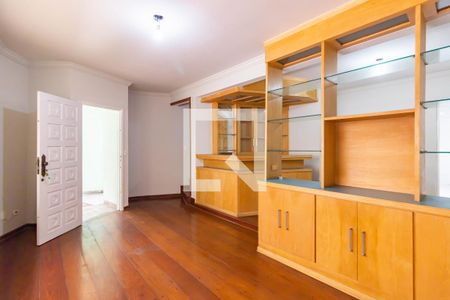 Sala de casa à venda com 4 quartos, 180m² em Vila Dalva, São Paulo