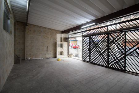 Casa à venda com 89m², 2 quartos e 3 vagas Casa à venda com 89m², 2 quartos e 3 vagasGaragem