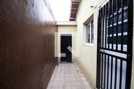 Casa à venda com 89m², 2 quartos e 3 vagas Casa à venda com 89m², 2 quartos e 3 vagasCorredor