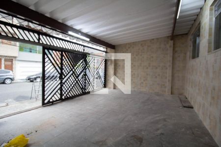 Casa à venda com 89m², 2 quartos e 3 vagas Casa à venda com 89m², 2 quartos e 3 vagasGaragem