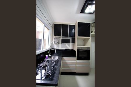 Casa à venda com 89m², 2 quartos e 3 vagas Casa à venda com 89m², 2 quartos e 3 vagasCozinha