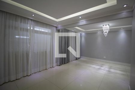 Casa à venda com 89m², 2 quartos e 3 vagas Casa à venda com 89m², 2 quartos e 3 vagasSala