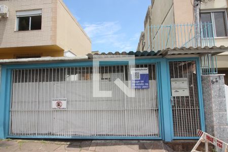 Casa para alugar com 200m², 2 quartos e sem vagaFachada