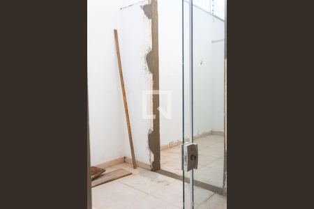 Casa para alugar com 58m², 2 quartos e 1 vagaQuintal