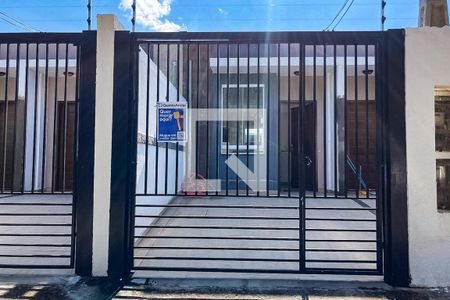 Casa para alugar com 58m², 2 quartos e 1 vagaFachada