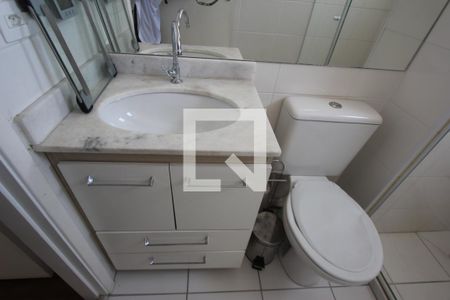 Apartamento para alugar com 60m², 2 quartos e 1 vagaDetalhe Banheiro do Quarto 1