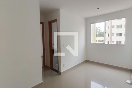 Sala de apartamento para alugar com 2 quartos, 43m² em Cidade São Mateus, São Paulo