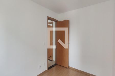 Quarto 2 de apartamento para alugar com 2 quartos, 43m² em Cidade São Mateus, São Paulo