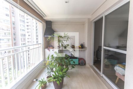 Apartamento para alugar com 94m², 3 quartos e 2 vagasVaranda