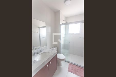 Apartamento para alugar com 94m², 3 quartos e 2 vagasBanheiro suíte 