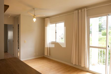 Sala de apartamento para alugar com 2 quartos, 53m² em Morro Santana, Porto Alegre