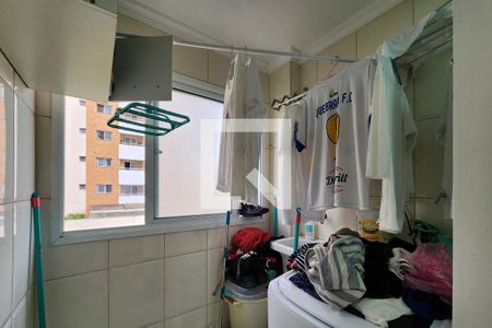 Apartamento à venda com 87m², 3 quartos e 2 vagas Apartamento à venda com 87m², 3 quartos e 2 vagasÁrea de Serviço