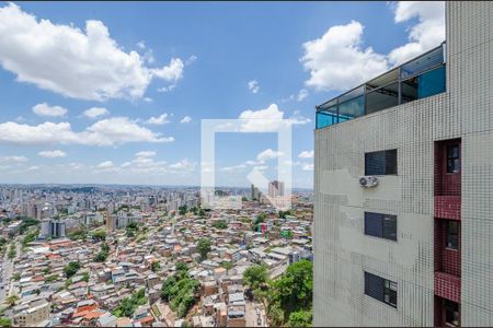 Apartamento à venda com 300m², 5 quartos e 4 vagas Apartamento à venda com 300m², 5 quartos e 4 vagasVaranda da Cobertura