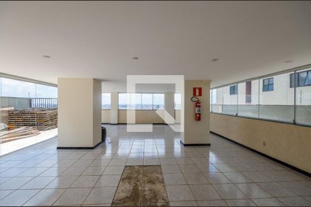 Apartamento à venda com 300m², 5 quartos e 4 vagas Apartamento à venda com 300m², 5 quartos e 4 vagasSalão de Festas