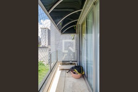 Apartamento à venda com 300m², 5 quartos e 4 vagas Apartamento à venda com 300m², 5 quartos e 4 vagasVaranda da Sala 3