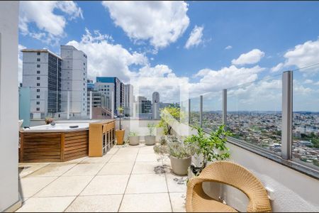 Apartamento à venda com 300m², 5 quartos e 4 vagas Apartamento à venda com 300m², 5 quartos e 4 vagasVaranda da Cobertura