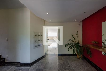 Apartamento à venda com 300m², 5 quartos e 4 vagas Apartamento à venda com 300m², 5 quartos e 4 vagasHall de entrada