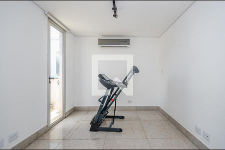 Apartamento à venda com 300m², 5 quartos e 4 vagas Apartamento à venda com 300m², 5 quartos e 4 vagasSala 4