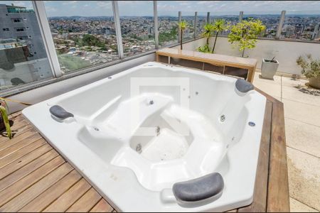 Apartamento à venda com 300m², 5 quartos e 4 vagas