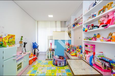 Apartamento à venda com 300m², 5 quartos e 4 vagas Apartamento à venda com 300m², 5 quartos e 4 vagasSala 3