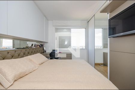 Apartamento à venda com 300m², 5 quartos e 4 vagas Apartamento à venda com 300m², 5 quartos e 4 vagasSuíte