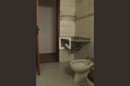 Apartamento para alugar com 162m², 4 quartos e 2 vagasBanheiro 3