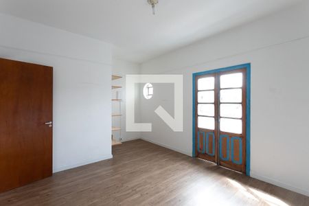 Quarto 1 de casa para alugar com 2 quartos, 96m² em Jardim das Bandeiras, São Paulo