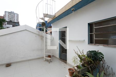 Casa para alugar com 96m², 2 quartos e 1 vagaQuintal