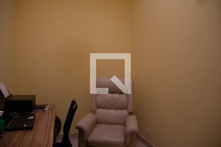 Casa para alugar com 240m², 4 quartos e 4 vagasEscritório