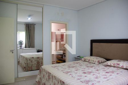 Casa para alugar com 240m², 4 quartos e 4 vagasSuíte