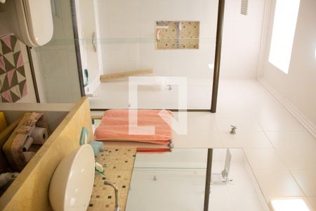 Casa para alugar com 240m², 4 quartos e 4 vagasBanheiro da Suíte