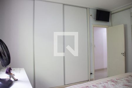 Casa para alugar com 240m², 4 quartos e 4 vagasSuíte