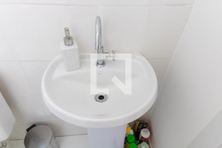 Apartamento para alugar com 43m², 2 quartos e sem vaga Apartamento para alugar com 43m², 2 quartos e sem vagaBanheiro