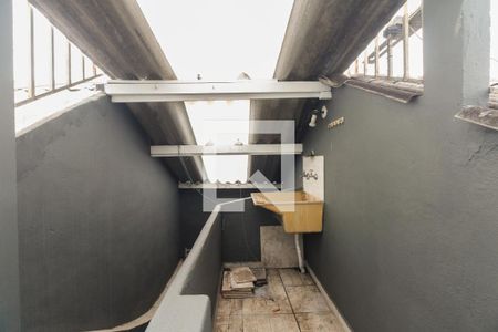 Casa à venda com 70m², 1 quarto e sem vagaÁrea de serviço 