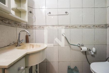 Casa à venda com 70m², 1 quarto e sem vagaBanheiro 