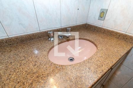 Casa à venda com 152m², 3 quartos e sem vagaBanheiro da Suíte