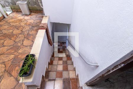 Casa para alugar com 150m², 3 quartos e 1 vagaEscadas