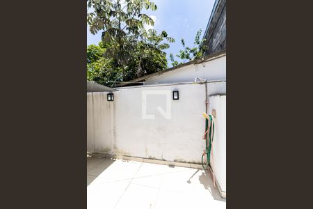 Casa à venda com 100m², 3 quartos e 2 vagasQuintal