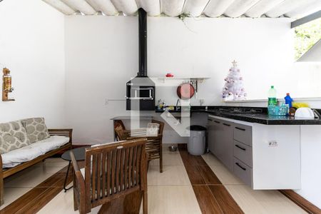Casa à venda com 100m², 3 quartos e 2 vagasÁrea Gourmet