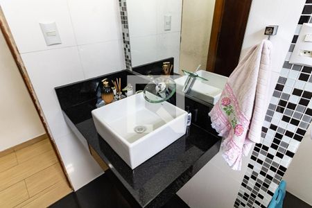 Casa à venda com 100m², 3 quartos e 2 vagasBanheiro Social