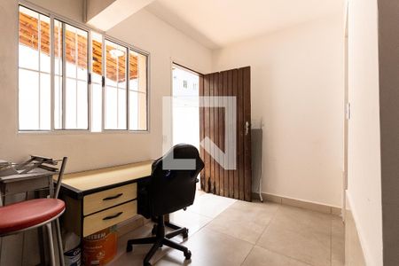 Casa à venda com 100m², 3 quartos e 2 vagasLavanderia