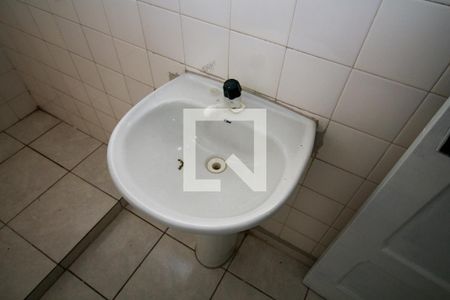 Casa à venda com 100m², 2 quartos e sem vagaBanheiro