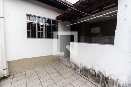 Casa para alugar com 120m², 3 quartos e 1 vaga Casa para alugar com 120m², 3 quartos e 1 vagaQuintal 1