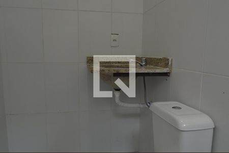 Casa de condomínio à venda com 98m², 4 quartos e 1 vagaBamheiro