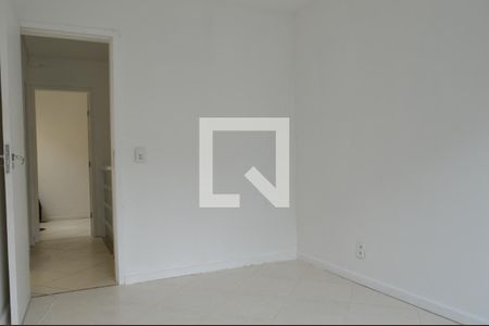 Casa de condomínio à venda com 98m², 4 quartos e 1 vagaQuarto 2 