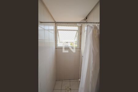 Banheiro de kitnet/studio para alugar com 1 quarto, 37m² em Centro, São Leopoldo