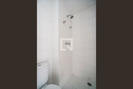 Apartamento à venda com 83m², 2 quartos e 1 vaga Apartamento à venda com 83m², 2 quartos e 1 vagaBanheiro social