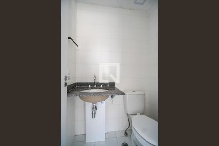 Apartamento à venda com 83m², 2 quartos e 1 vaga Apartamento à venda com 83m², 2 quartos e 1 vagaBanheiro da suíte