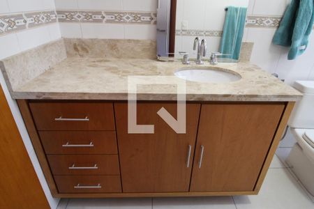 Apartamento para alugar com 119m², 3 quartos e 1 vagaBanheiro da Suíte