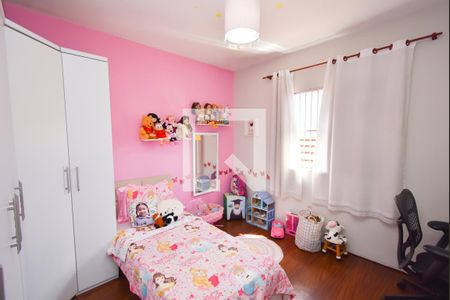 Casa à venda com 152m², 3 quartos e 2 vagasQuarto 2